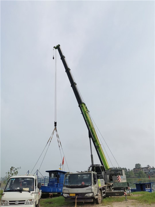 潜江市桥梁建设吊装案例